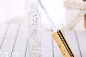 睫毛雨衣怎么用？用在睫毛膏之后