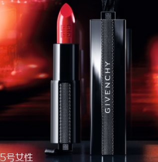 紀(jì)梵希和tf口紅哪個(gè)好？紀(jì)梵希和tomford你選擇哪一支