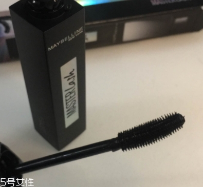 美寶蓮彎彎睫毛膏多少錢？美寶蓮重新定義睫毛膏
