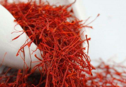 藏紅花泡腳會(huì)不會(huì)上火？藏紅花性平和一般不上火