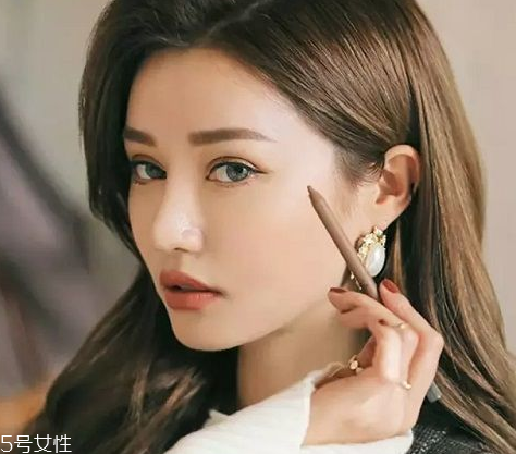 淡妝眼影怎么畫好看？好用的眼影膏和眼影產(chǎn)品推薦