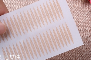 雙眼皮貼可以過夜嗎？不建議晚上貼