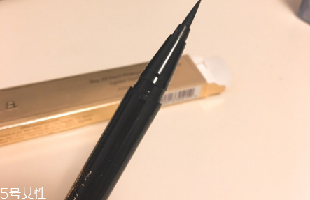 stila眼線筆暈妝嗎？美國(guó)的開(kāi)架彩妝品牌