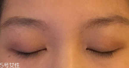 眼影怎么畫(huà)會(huì)自然好看？眼影顏色這樣搭配最好看