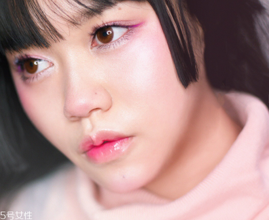 桃花眼妝容好看嗎？桃花眼妝容教程