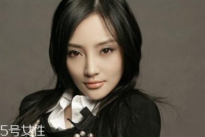 內(nèi)雙怎么變外雙眼皮？內(nèi)雙眼睛變大技巧