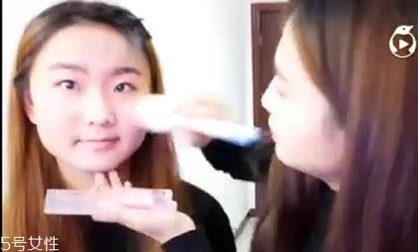 內(nèi)雙怎么畫眼線？內(nèi)雙眼皮畫眼妝技巧