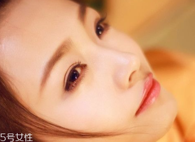 蓓昂斯卸妝水可以卸眼唇嗎？卸除眼妝小貼士