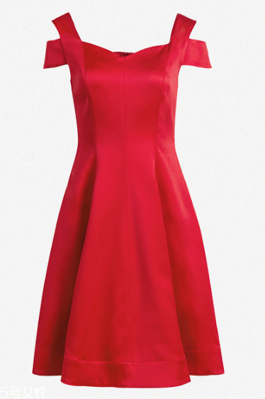 冬天紅色衣服怎么搭配？冬天就要紅
