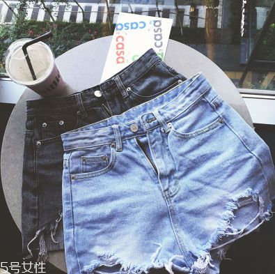 冬天怎么穿暖和又顯瘦？杜絕臃腫美美過(guò)一冬