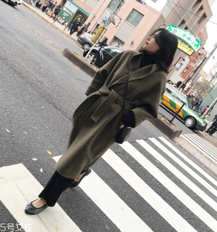 大衣為什么容易起球？四個妙招教你輕松解決
