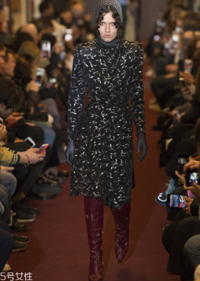 vetements2018秋冬系列服裝怎么樣_好看嗎？