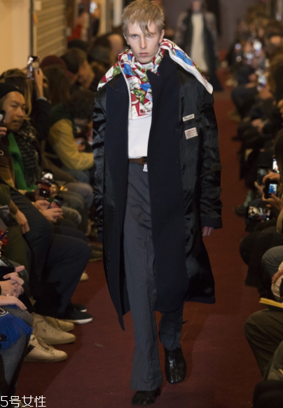 vetements2018秋冬系列服裝怎么樣_好看嗎？