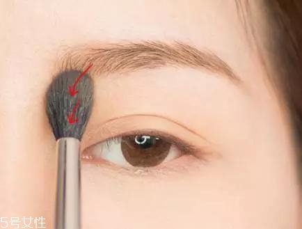 網(wǎng)紅的妝都是怎么化的？論女生眼妝的重要性