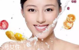 補(bǔ)水貼片面膜適合什么膚質(zhì)？不分膚質(zhì)