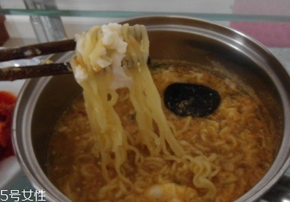 辛拉面多少錢一包？辛拉面價格有點偏貴