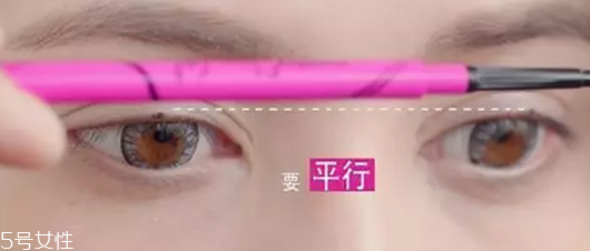 眼線液筆不出水怎么辦？畫眼線的常見誤區(qū)