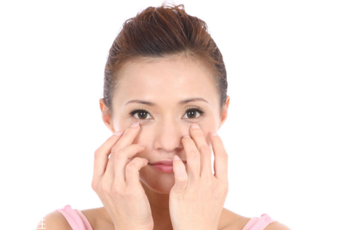 開(kāi)眼角有什么風(fēng)險(xiǎn)？開(kāi)眼角并不適合所有人