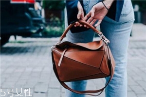 loewe包包怎么樣？舉手投足盡顯優(yōu)雅