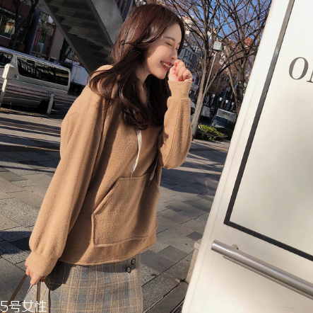 衛(wèi)衣適合什么體型人穿？不同體型選擇不同款式