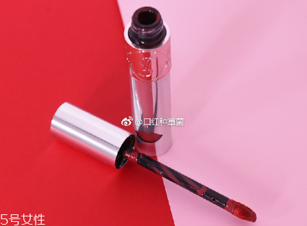 ysl圣羅蘭銀管唇釉好用嗎？蜜糖一樣水潤(rùn)柔滑
