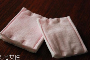 化妝棉和卸妝棉有什么區(qū)別？化妝棉功能更全