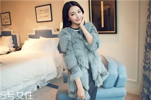 皮草什么顏色最顯氣質(zhì)？今年最流行的皮草顏色都在這了