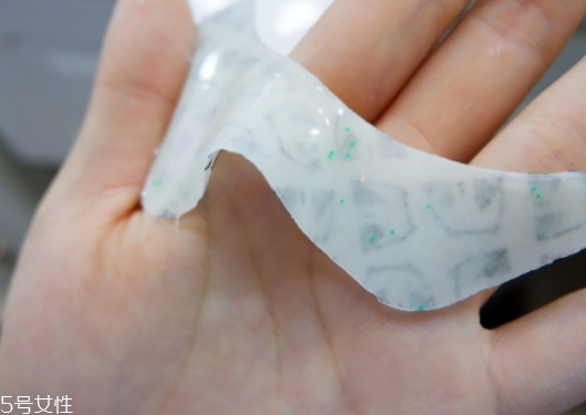 pandaw潘達(dá)眼膜可以敷多久？潘達(dá)眼膜要洗嗎
