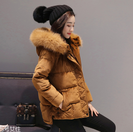 小個子女生適合什么款式棉服？打造冬日浪漫情緣