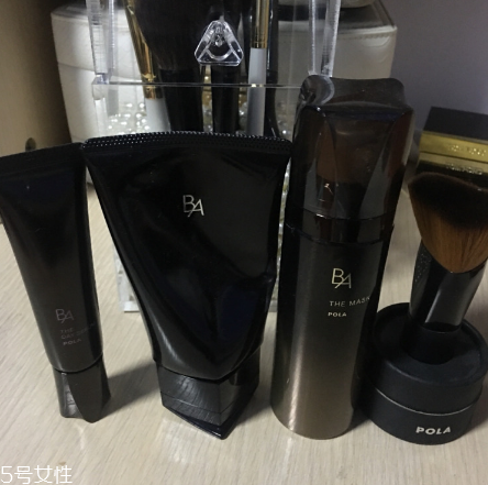 pola黑ba護(hù)膚品使用感受 用過你就會(huì)愛上它