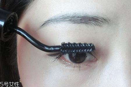 睫毛膏怎么刷好看？給你帶來深邃雙眸