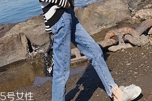 寬松牛仔褲配什么上衣？帶給你不一樣的美感