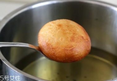 糖糕炸出來很硬怎么辦？