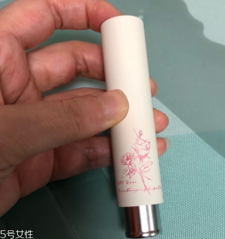 潤唇膏孕婦能用嗎？建議使用孕婦專用唇膏