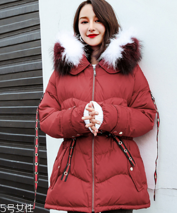 冬天穿什么羽絨服顯瘦？教你做冬日小妖精