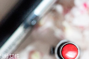 口紅要放在冰箱里嗎？保存口紅的小技巧