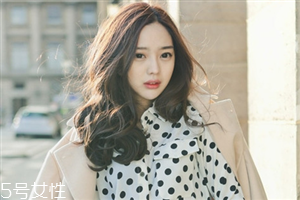 圓臉妹子適合什么發(fā)型？短發(fā)更能突顯氣質