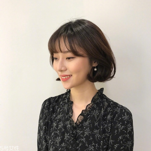 內(nèi)扣短發(fā)適合什么臉型？臉小是關(guān)鍵