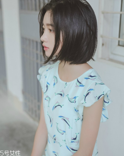 圓臉有劉海好還是沒有劉海好？頭發(fā)少又細(xì)不適合短發(fā)