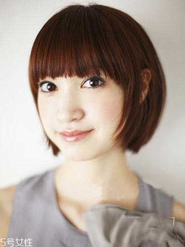 女生發(fā)質(zhì)軟適合什么發(fā)型？胖圓臉顯瘦發(fā)型參考