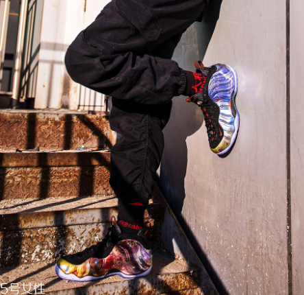 nike air foamposite one cny新年煙花噴開箱測評(píng)