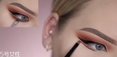 huda beauty沙漠盤怎么畫？油管大神一步步示范