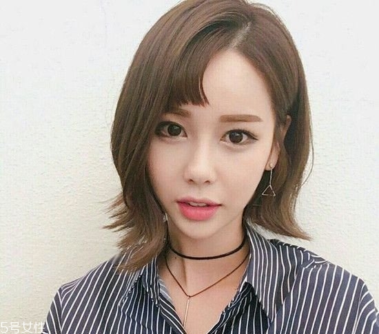 外翹短發(fā)適合什么臉型？再燙內(nèi)扣你就out了