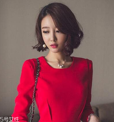 短發(fā)卷發(fā)怎么弄好看？裴秀智發(fā)型同款get