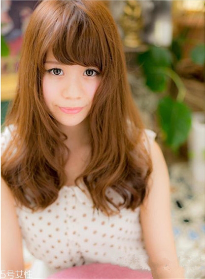 鵝蛋臉扎什么馬尾好看？肉肉臉適合這些發(fā)型