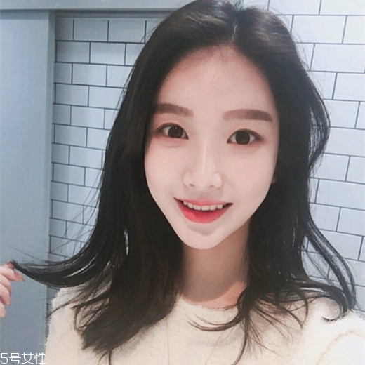 女生發(fā)質(zhì)軟適合什么發(fā)型？胖圓臉顯瘦發(fā)型參考