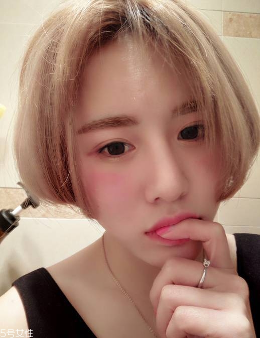 韓式空氣劉海配什么發(fā)型？不失個性魅力