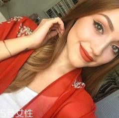 南瓜色口紅怎么挑選？十分高級的色彩