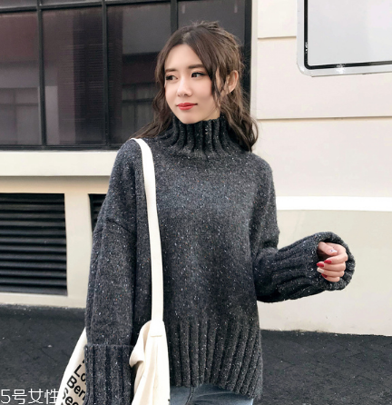 毛衣領(lǐng)口松了怎么辦？跟著小編這樣做