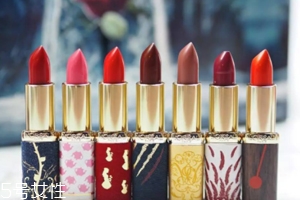 哪些口紅不干？紀梵希302拯救干枯雙唇